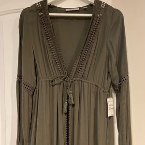 Long dark green, light- weight robe or cover up.